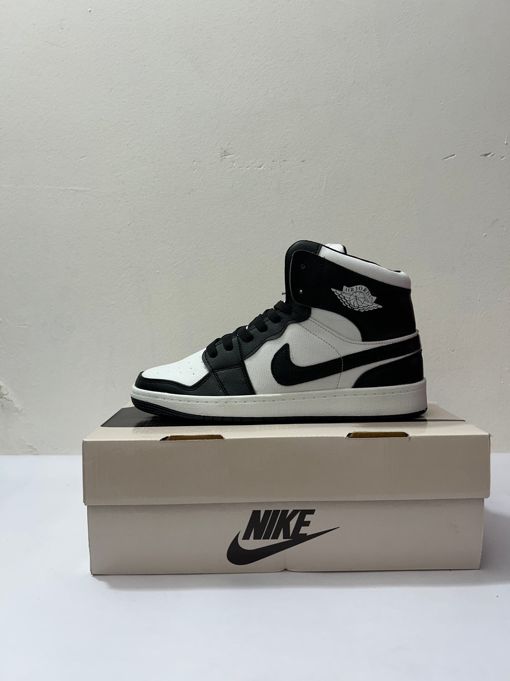 Nike Dunk Low Panda – Black & White Classic Street Sneakers