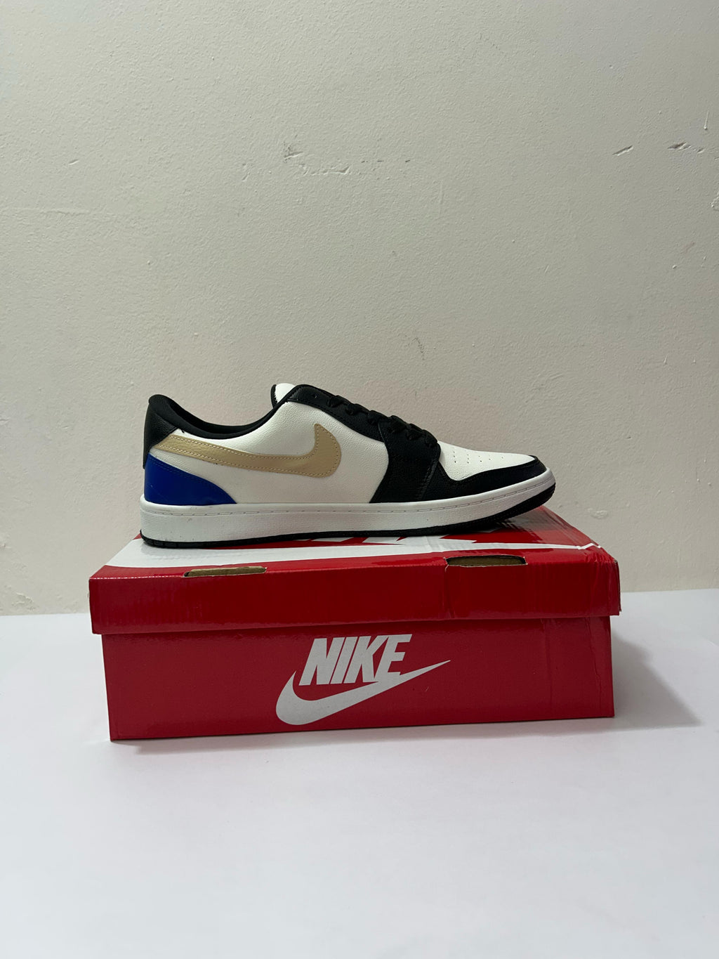 Nike Court Vision Low
